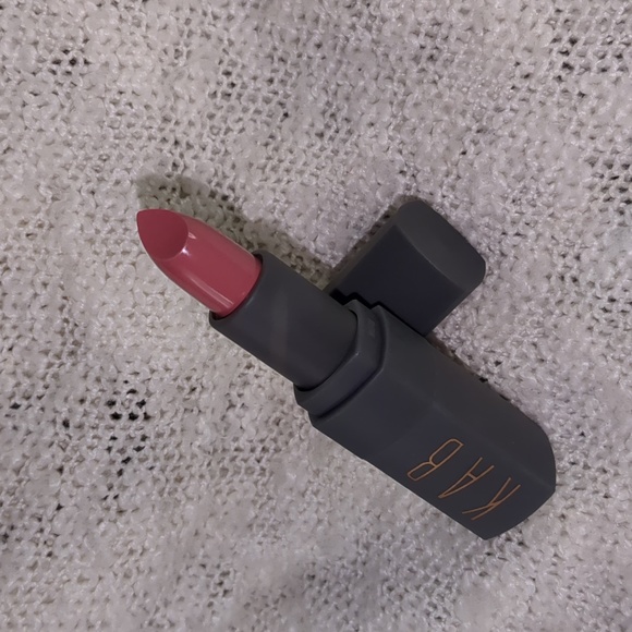 KAB Cosmetics Cream Lipstick in PEACH COBBLER, 3.5g/0.12oz - Picture 3 of 10